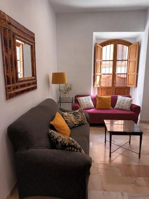 סביליה Apartamento Puerta Real מראה חיצוני תמונה