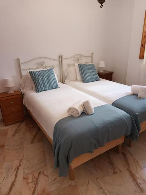 סביליה Apartamento Puerta Real מראה חיצוני תמונה