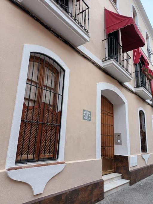 סביליה Apartamento Puerta Real מראה חיצוני תמונה